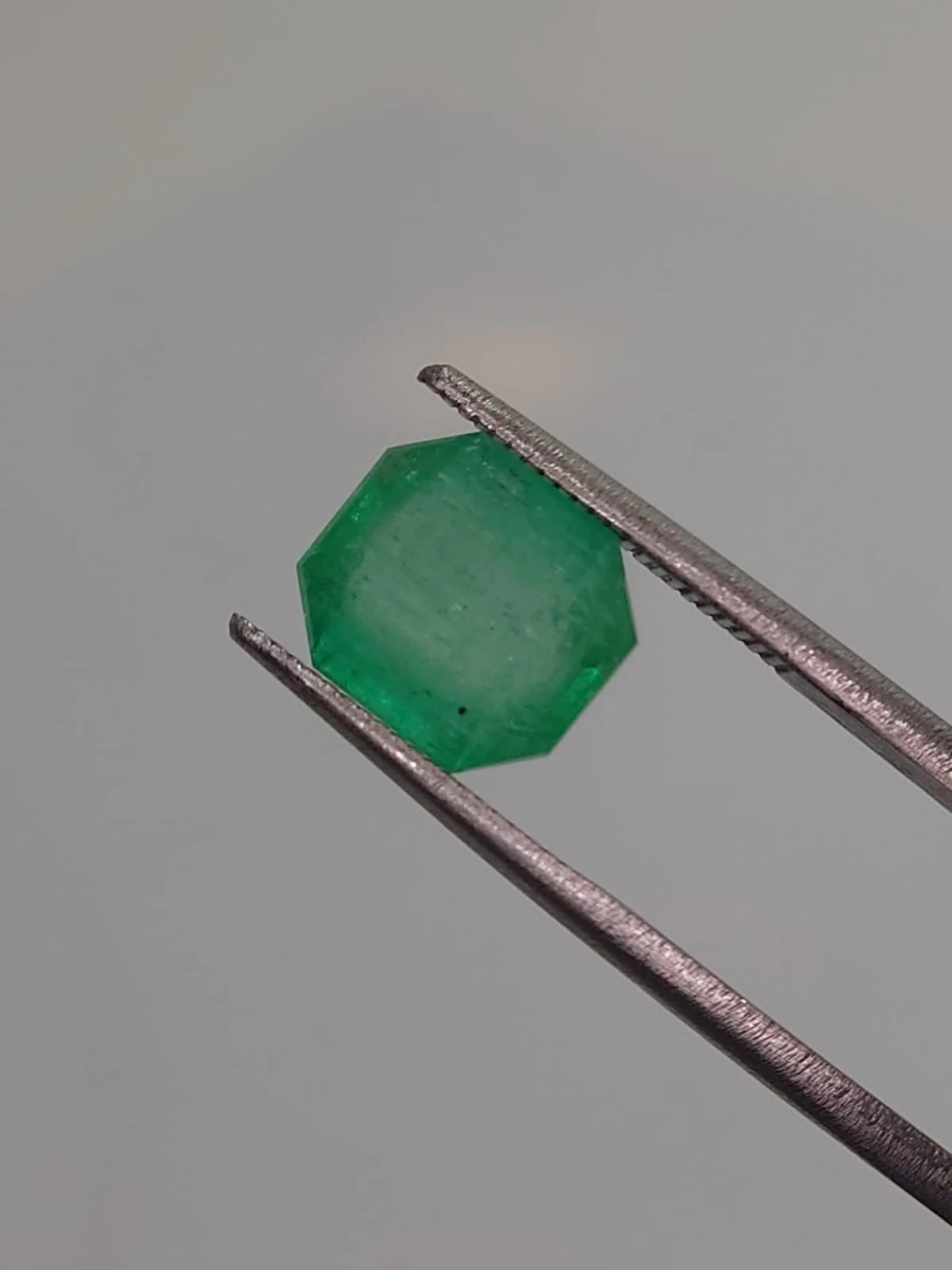3.25ct Natural Emerald from Panjshir Afghanistan — view 3